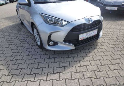 Toyota Yaris, 2022 3