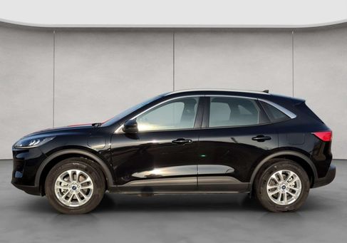 Ford Kuga, 2022