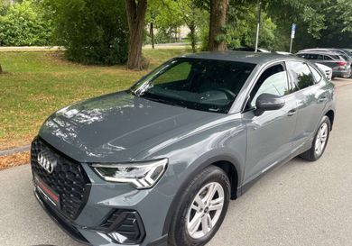Audi Q3, 2022