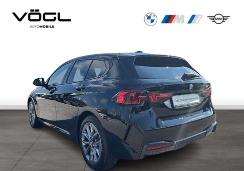 BMW 120, 2025