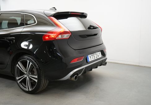 Volvo V40, 2018