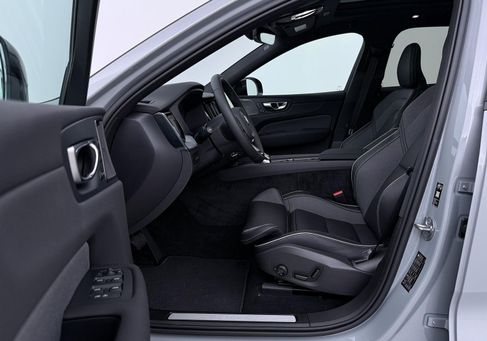 Volvo XC60, 2026 3