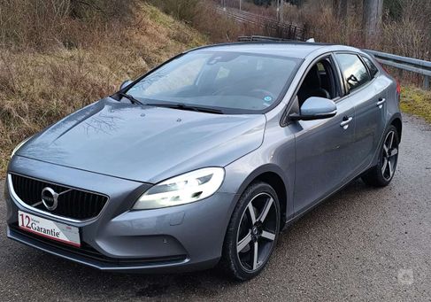 Volvo V40, 2017