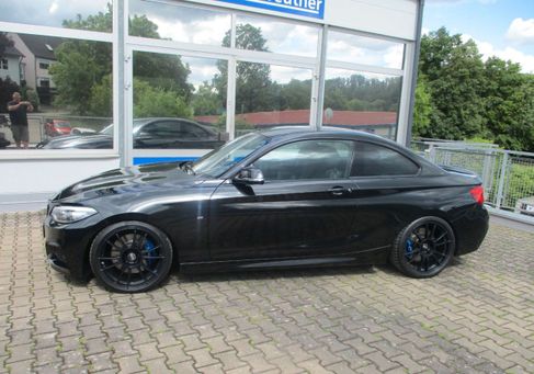 BMW 225, 2018