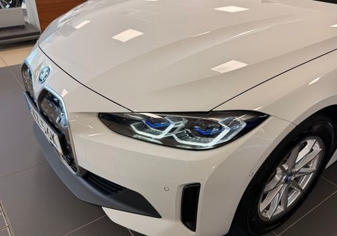 BMW i4, 2023