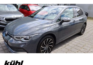 Volkswagen Golf, 2022