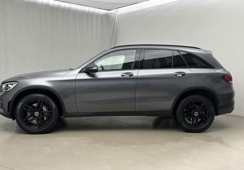 Mercedes-Benz GLC 300, 2022