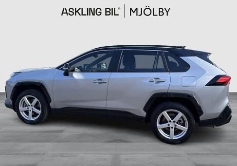 Toyota RAV 4, 2024 3