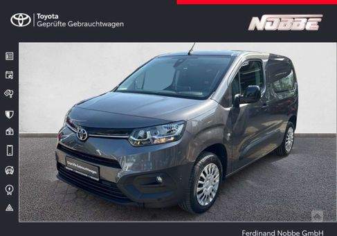 Toyota Proace, 2022