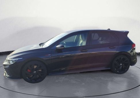 Volkswagen Golf, 2022