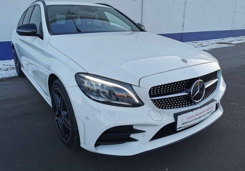 Mercedes-Benz C 300, 2021