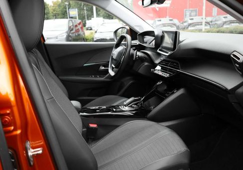 Peugeot 2008, 2021