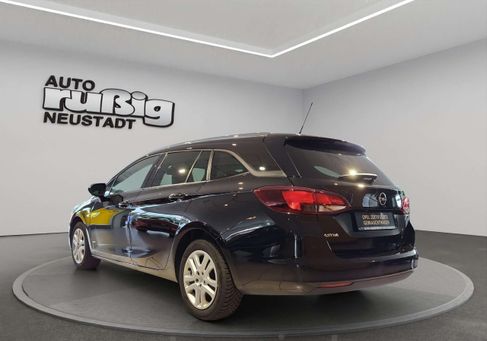 Opel Astra, 2021