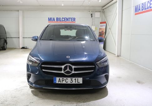 Mercedes-Benz B 200, 2021