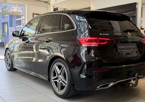 Mercedes-Benz B 220, 2020 3