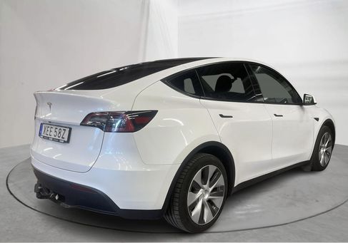 Tesla Model Y, 2023 3