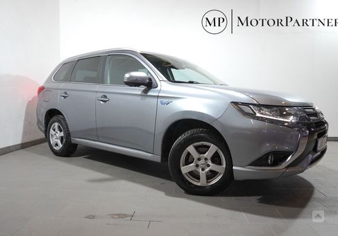 Mitsubishi Outlander, 2018