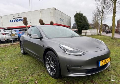 Tesla Model 3, 2019