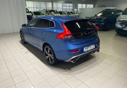 Volvo V40, 2019