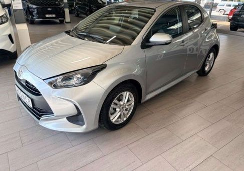 Toyota Yaris, 2024