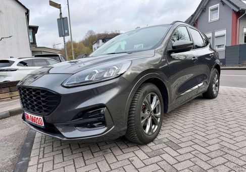 Ford Kuga, 2021