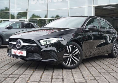 Mercedes-Benz A 180, 2022