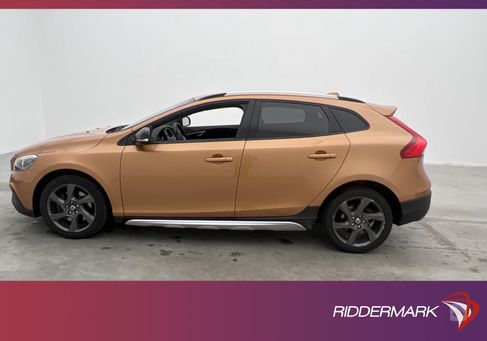 Volvo V40 Cross Country, 2014