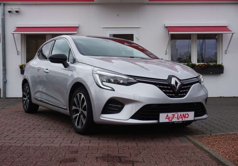 Renault Clio, 2023