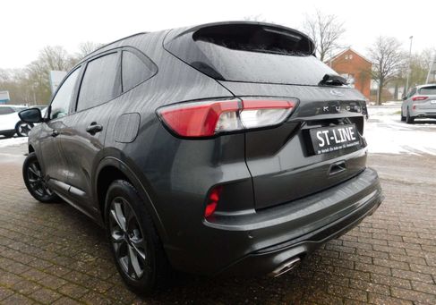 Ford Kuga, 2022