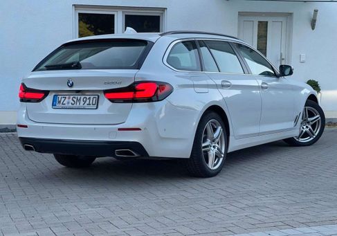 BMW 520, 2023 3