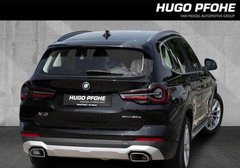 BMW 330, 2022 3