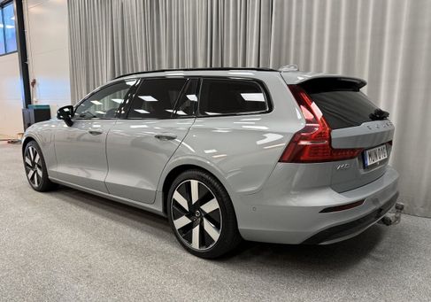 Volvo V60, 2024