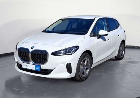 BMW 216, 2024