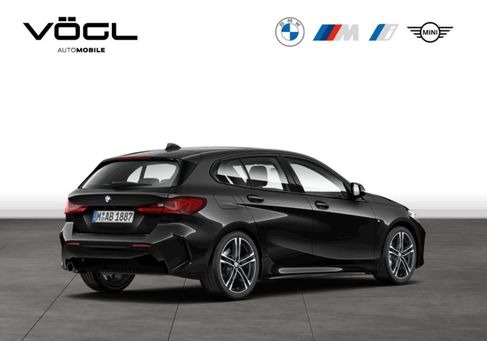 BMW 118, 2023