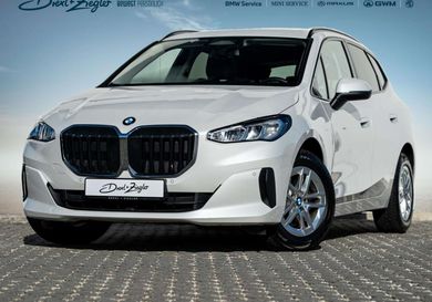 BMW 220, 2025