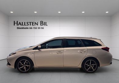 Toyota Auris Touring Sports, 2017