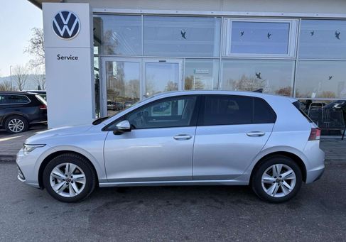 Volkswagen Golf, 2023