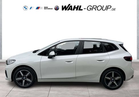 BMW 218, 2022 2
