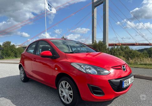 Mazda 2, 2011