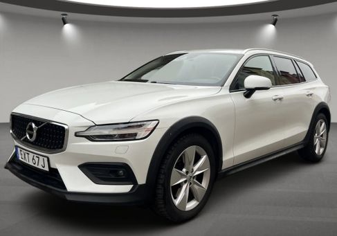 Volvo V60 Cross Country, 2021