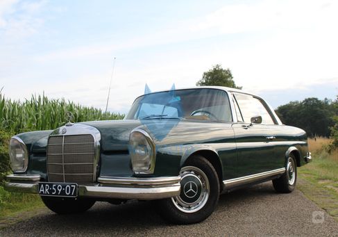 Mercedes-Benz 220, 1965