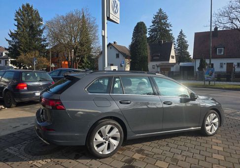 Volkswagen Golf, 2021 3