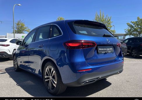 Mercedes-Benz B 200, 2024