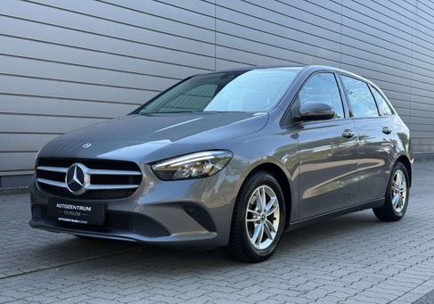 Mercedes-Benz B 180, 2019