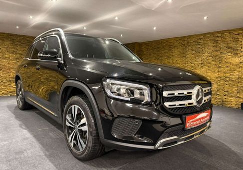 Mercedes-Benz GLB 200, 2022