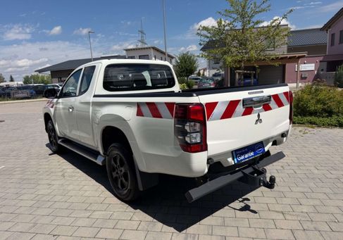 Mitsubishi L200, 2021