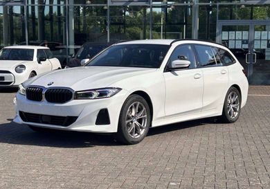 BMW 318, 2023
