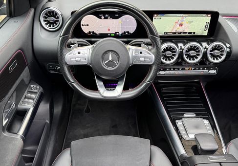 Mercedes-Benz GLA 250, 2022