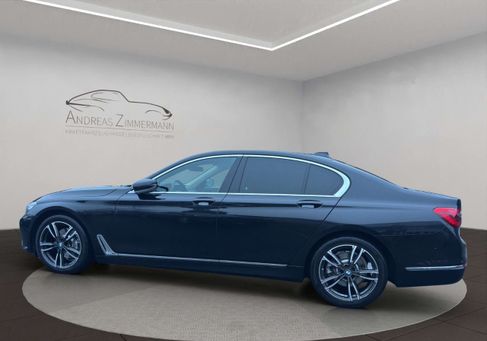 BMW 730, 2019