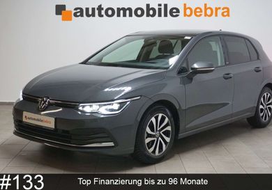 Volkswagen Golf, 2022